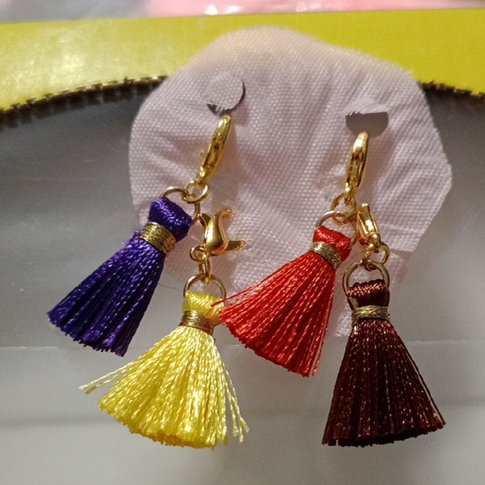 Vibrant Multicolor Tassel Pendant ✨
